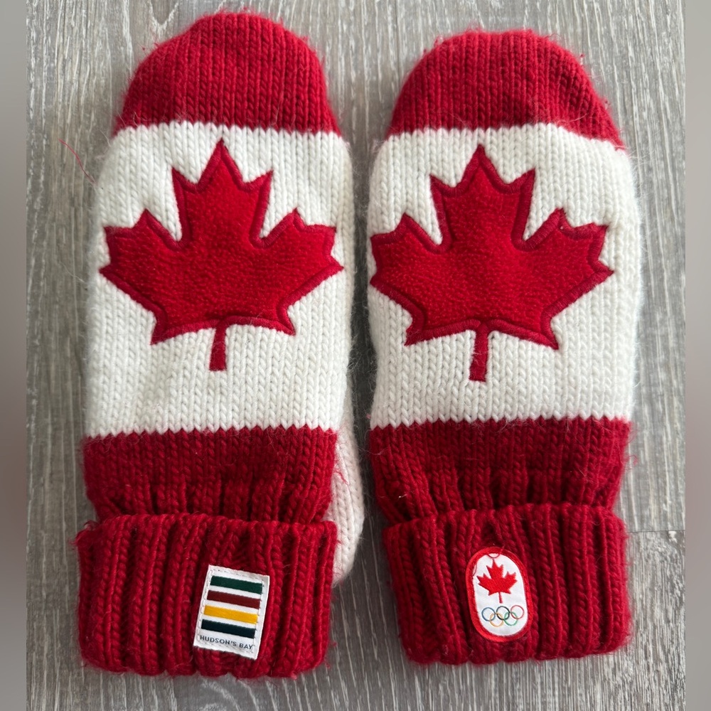 Adult Hudson’s Bay Olympic maple leaf mittens